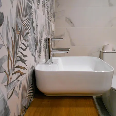 Serendipity Hispalis Nervion إشبيلية